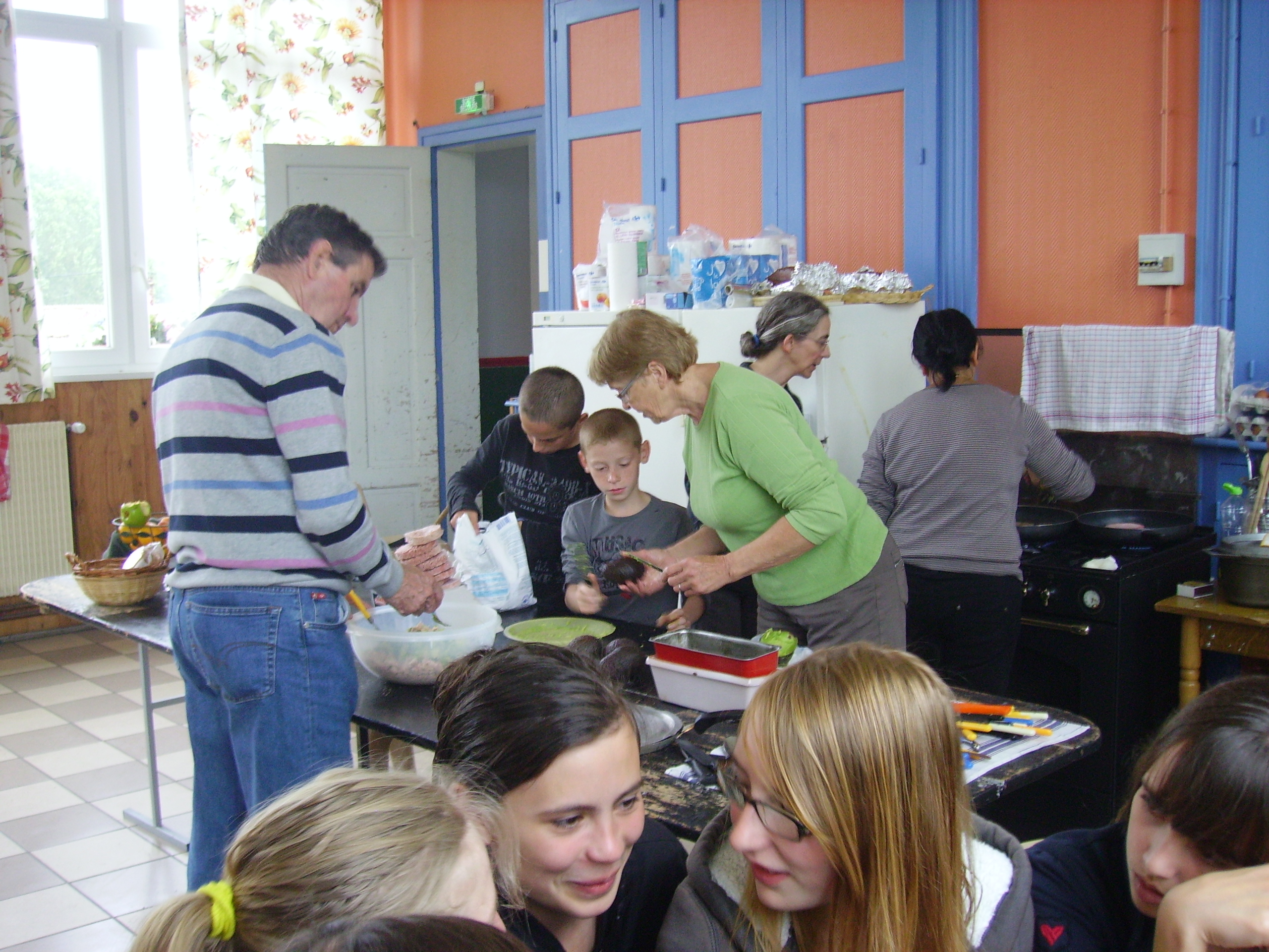 Mini-camp � Saulchoy, du 13 au 15 juillet, de continent en continent...